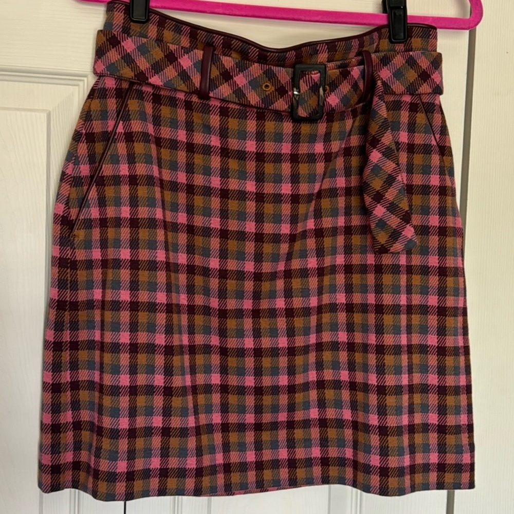 Perfect fall mini skirt